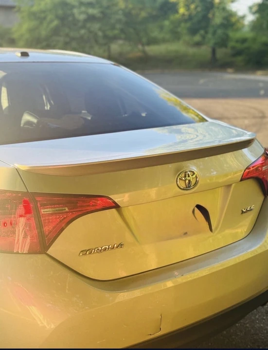 2018 Toyota Corolla 11th Gen - Image 3 of 8