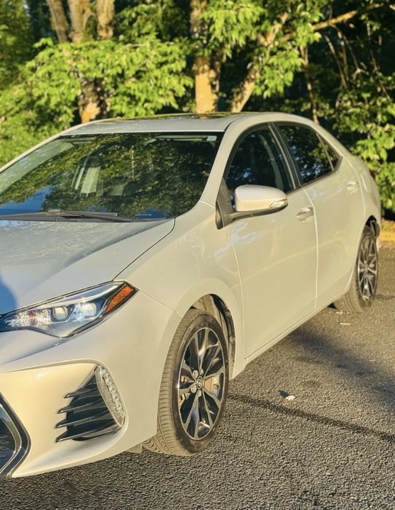 2018 Toyota Corolla 11th Gen - Image 2 of 8