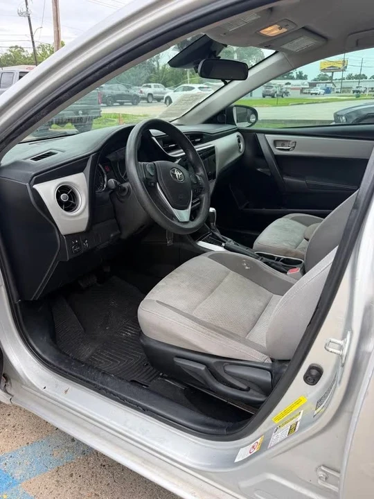 2018 Toyota Corolla 11th Gen - Image 8 of 13
