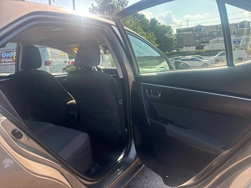 2018 Toyota Corolla 11th Gen - Image 9 of 12