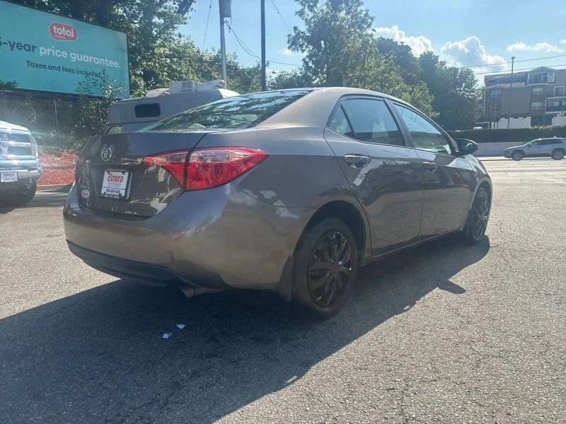 2018 Toyota Corolla 11th Gen - Image 6 of 12
