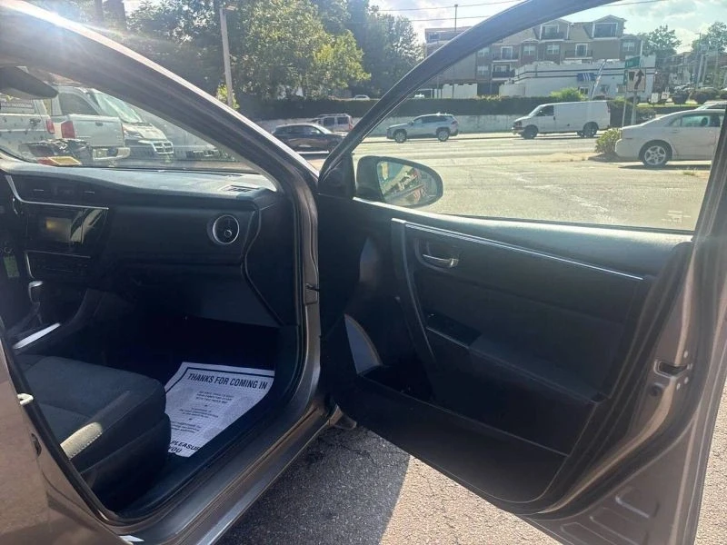 2018 Toyota Corolla 11th Gen - Image 7 of 12