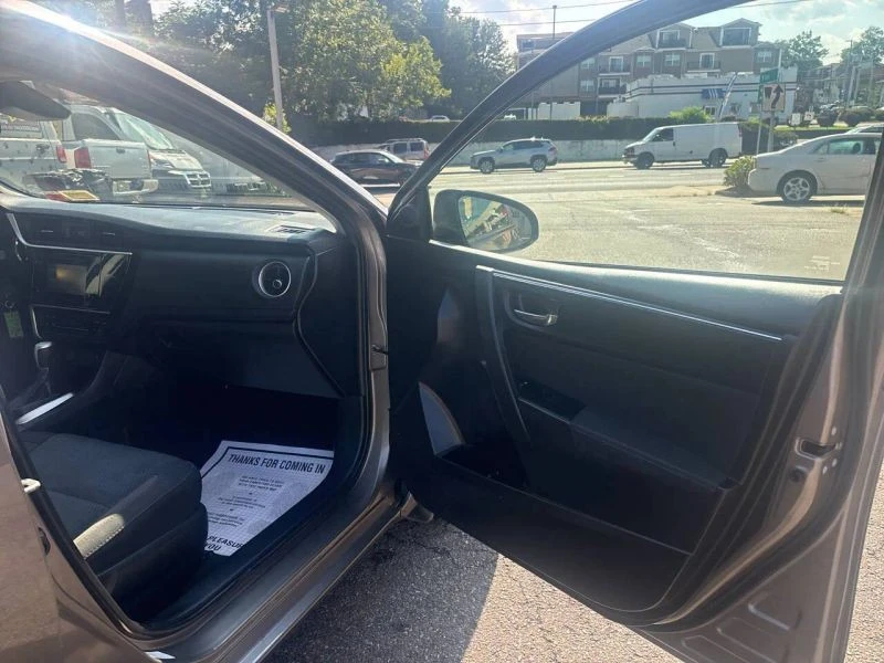 2018 Toyota Corolla 11th Gen - Image 7 of 12
