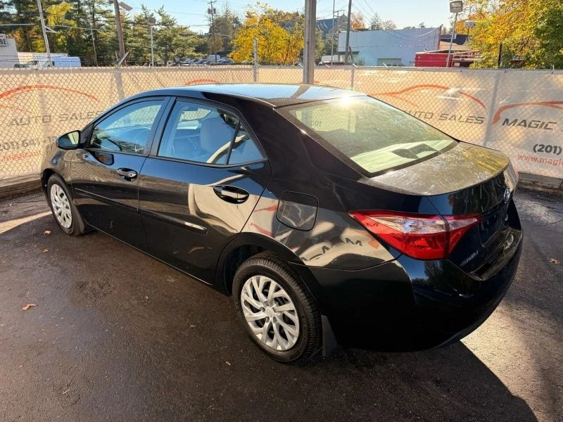 2018 Toyota Corolla 11th Gen - Image 12 of 12