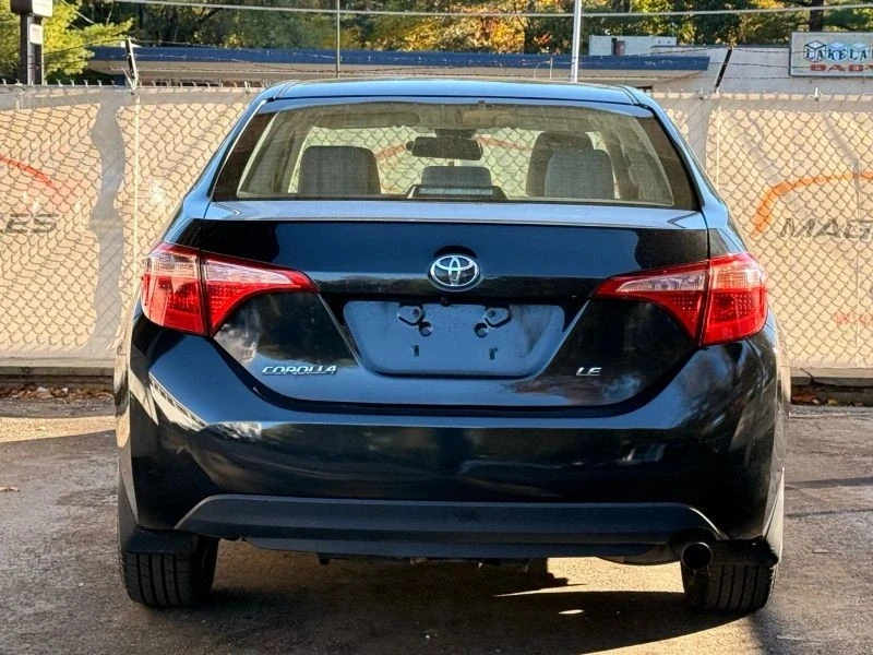 2018 Toyota Corolla 11th Gen - Image 10 of 12