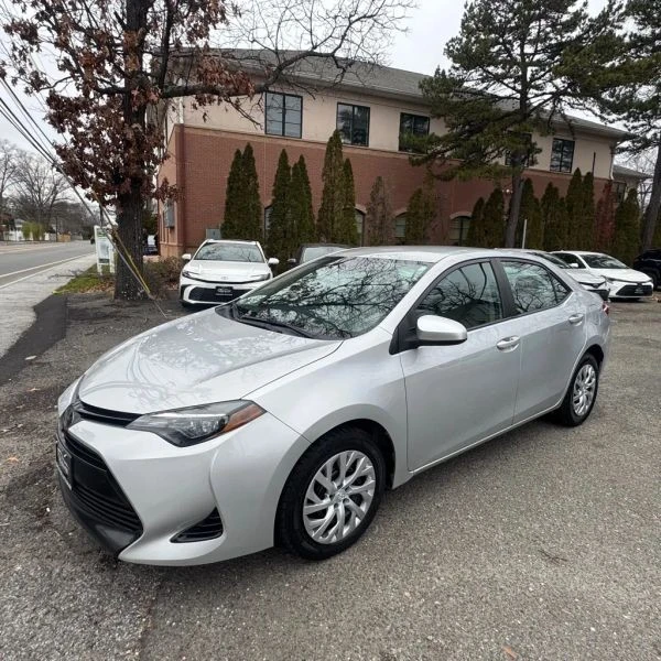 2018 Toyota Corolla 11th Gen - Image 9 of 12