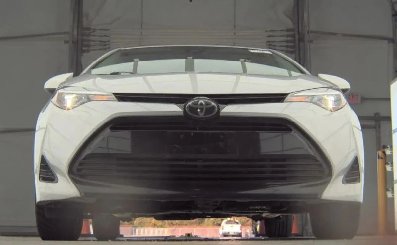 2018 Toyota Corolla 11th Gen - Image 3 of 12
