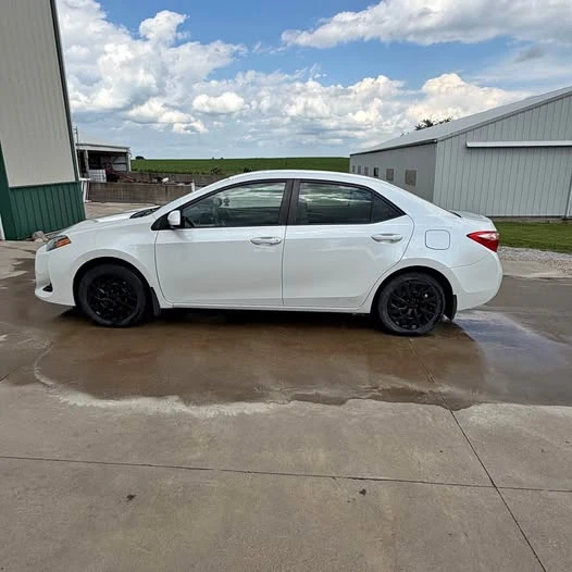 2018 Toyota Corolla 11th Gen - Image 1 of 1