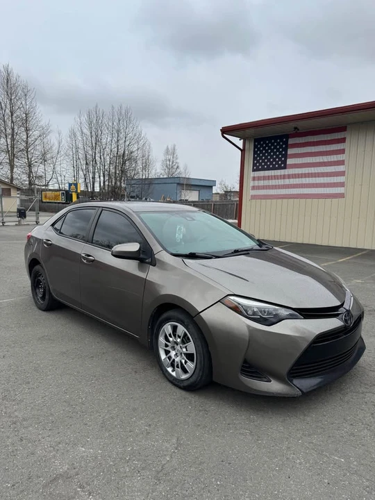 2018 Toyota Corolla 11th Gen - Image 3 of 9