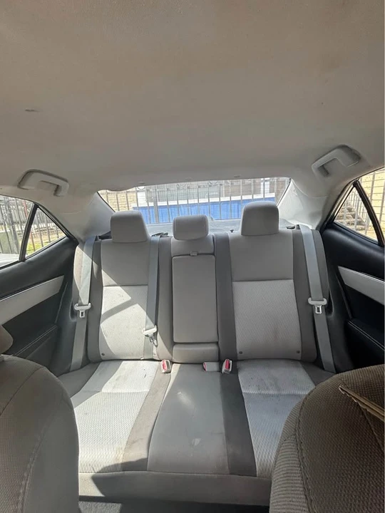 2018 Toyota Corolla 11th Gen - Image 6 of 11