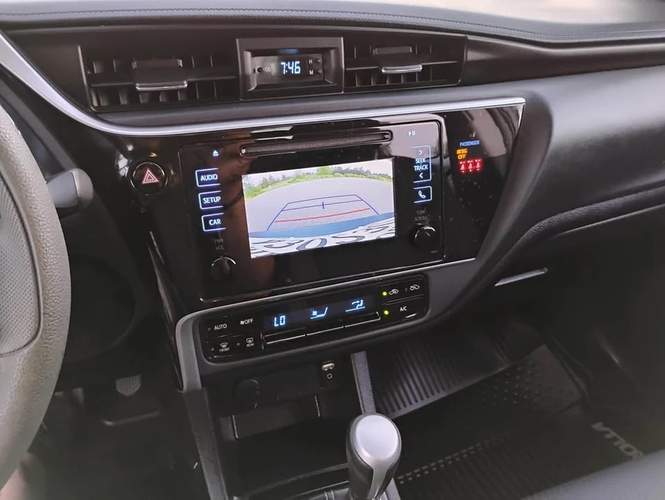 2018 Toyota Corolla 11th Gen - Image 14 of 15