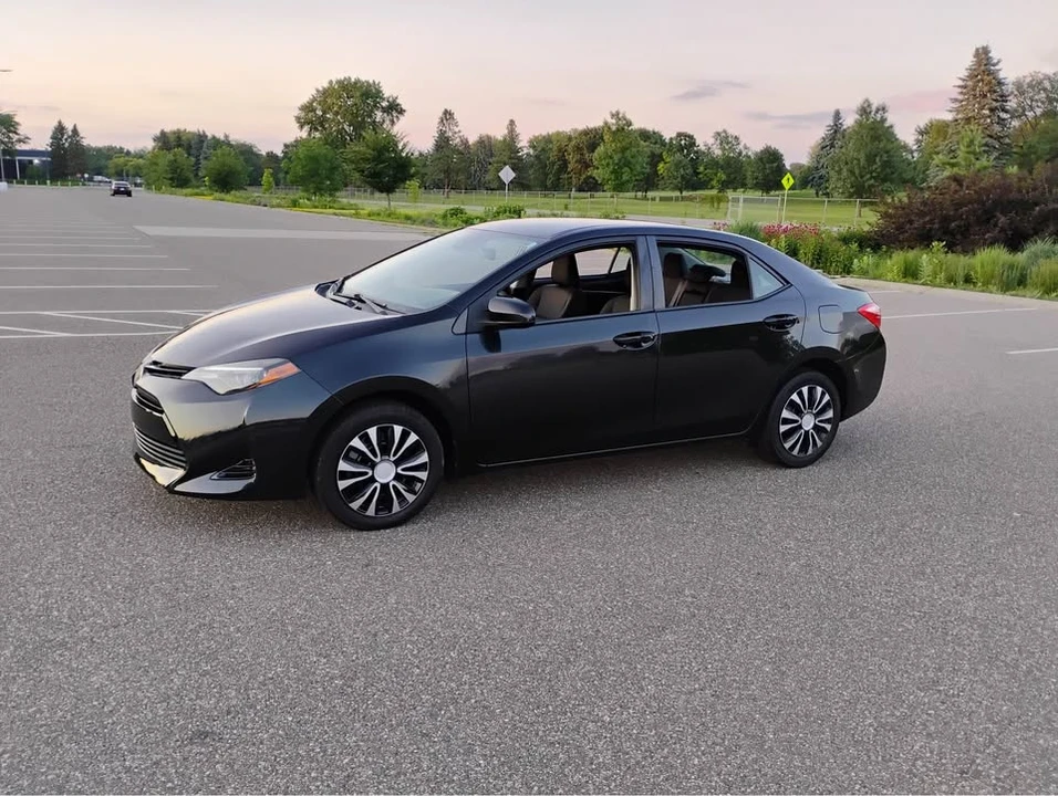 2018 Toyota Corolla 11th Gen - Image 2 of 15