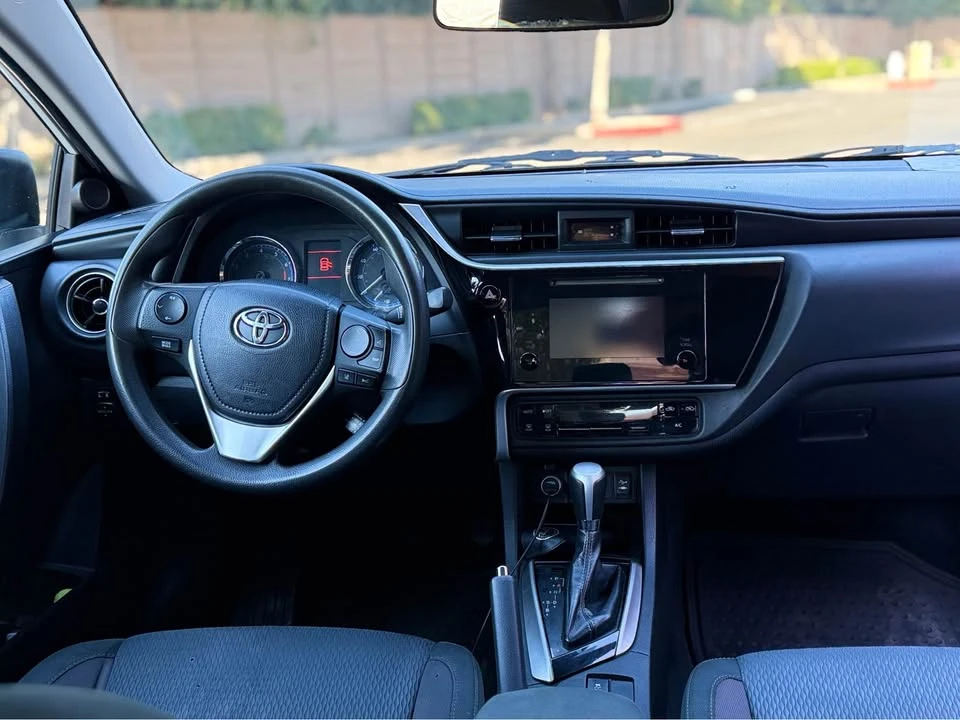 2018 Toyota Corolla 11th Gen - Image 9 of 14