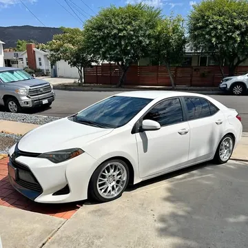 2018 Toyota Corolla LE Sedan 4D