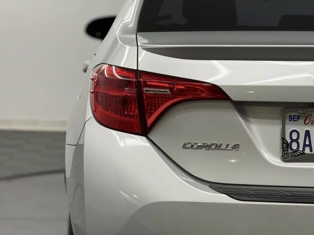 2018 Toyota Corolla 11th Gen - Image 9 of 12