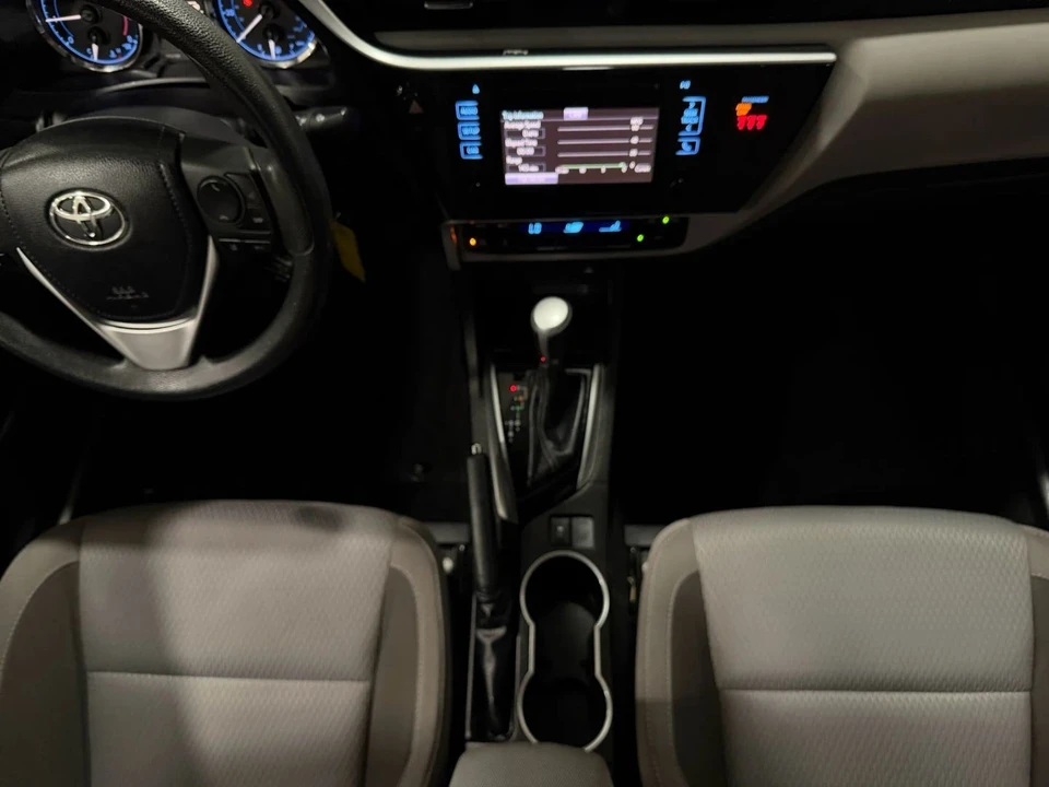 2018 Toyota Corolla 11th Gen - Image 13 of 16