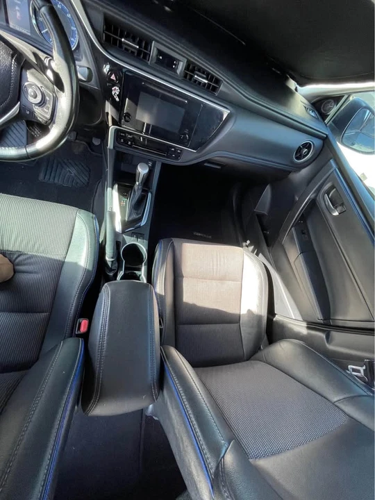 2018 Toyota Corolla 11th Gen - Image 9 of 14