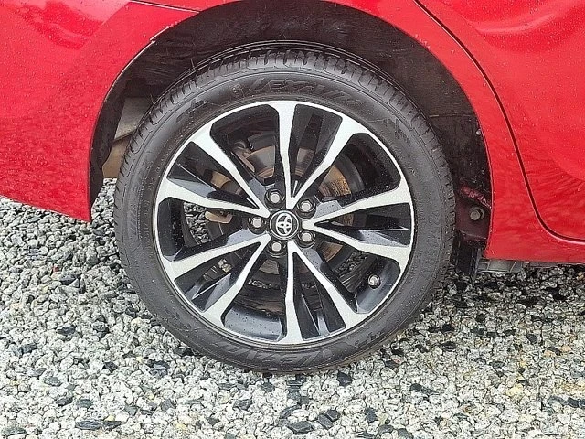 2018 Toyota Corolla 11th Gen - Image 5 of 17