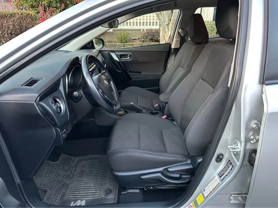 2018 Toyota Corolla 11th Gen - Image 9 of 11