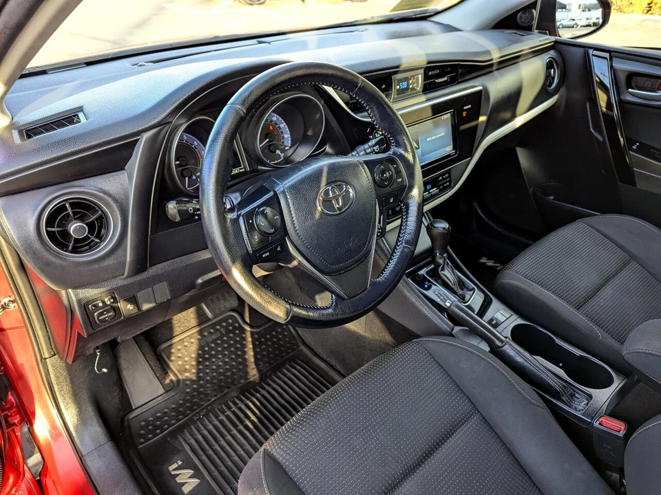 2018 Toyota Corolla 11th Gen - Image 12 of 21
