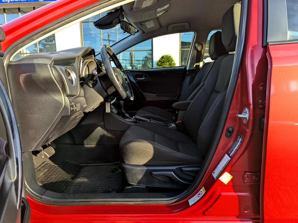 2018 Toyota Corolla 11th Gen - Image 11 of 21