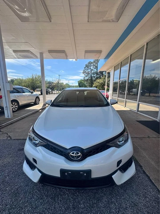 2018 Toyota Corolla 11th Gen - Image 1 of 13