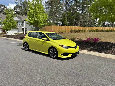 2018 Toyota Corolla iM LE