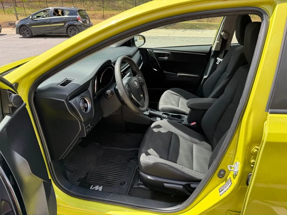 2018 Toyota Corolla 11th Gen - Image 11 of 19