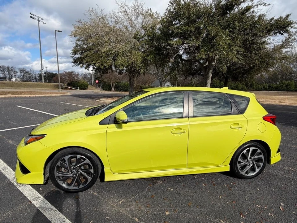 2018 Toyota Corolla 11th Gen - Image 2 of 24