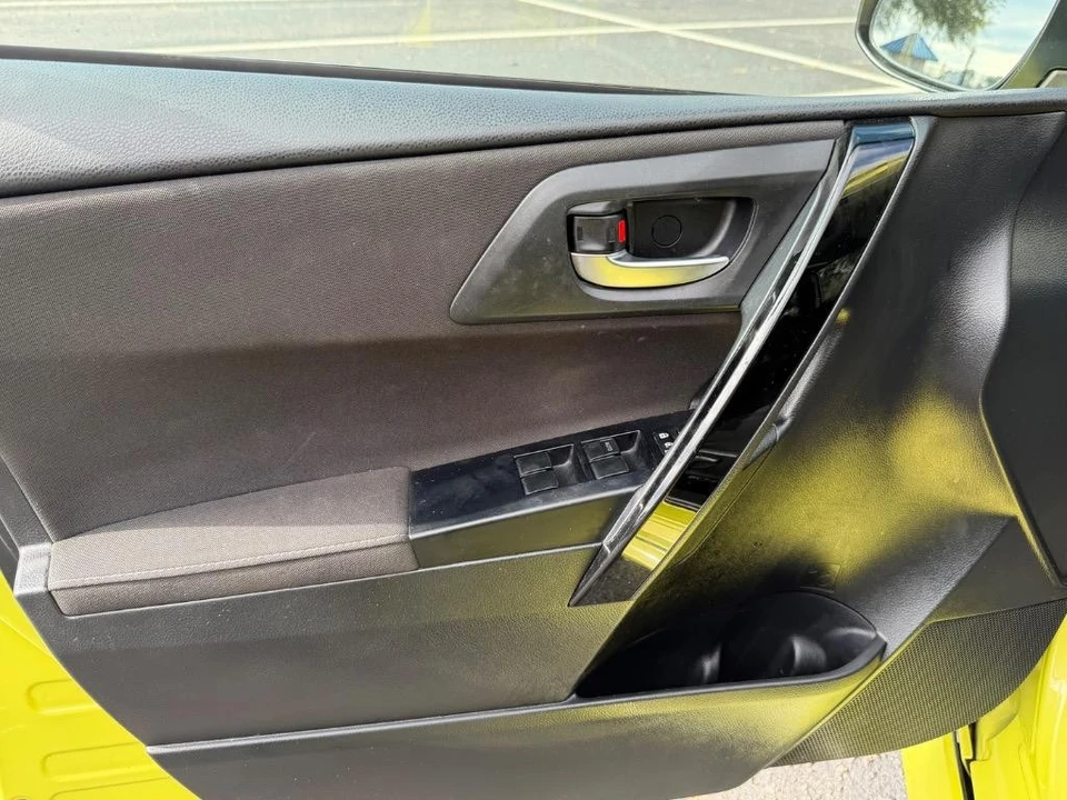 2018 Toyota Corolla 11th Gen - Image 3 of 24
