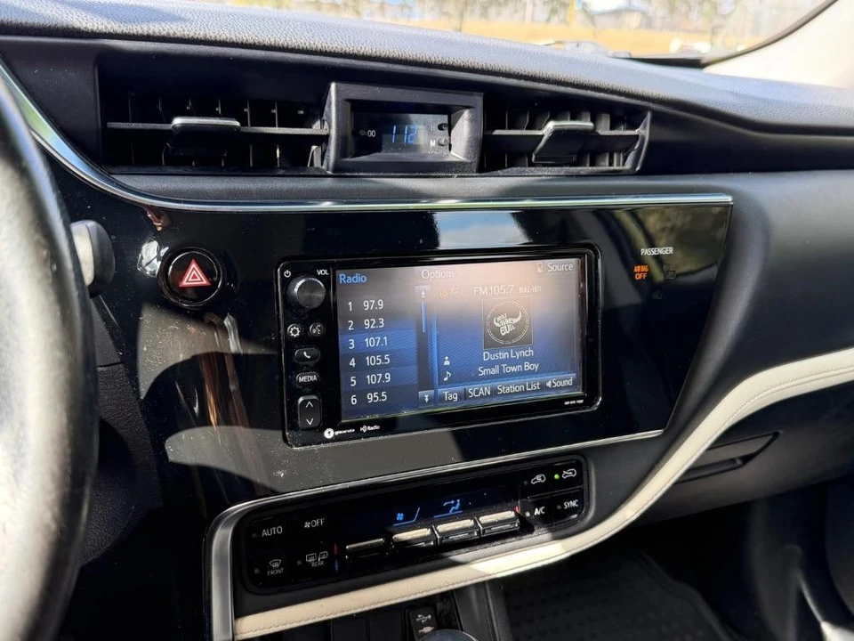 2018 Toyota Corolla 11th Gen - Image 9 of 24