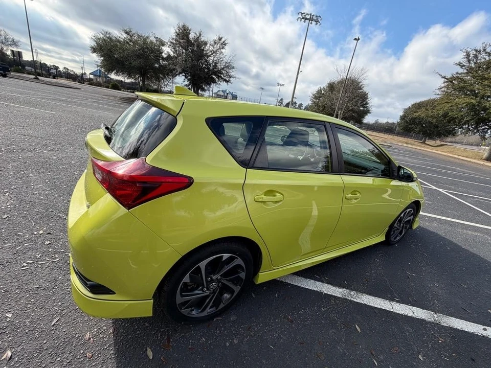 2018 Toyota Corolla 11th Gen - Image 20 of 24