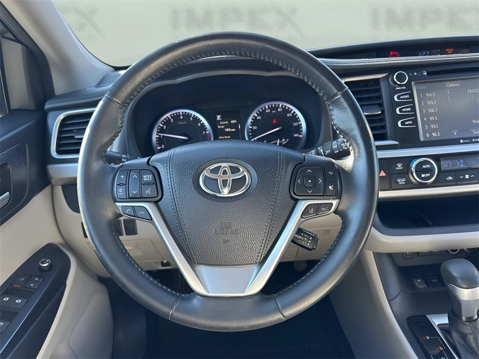 2018 Toyota Highlander - Image 16 of 21