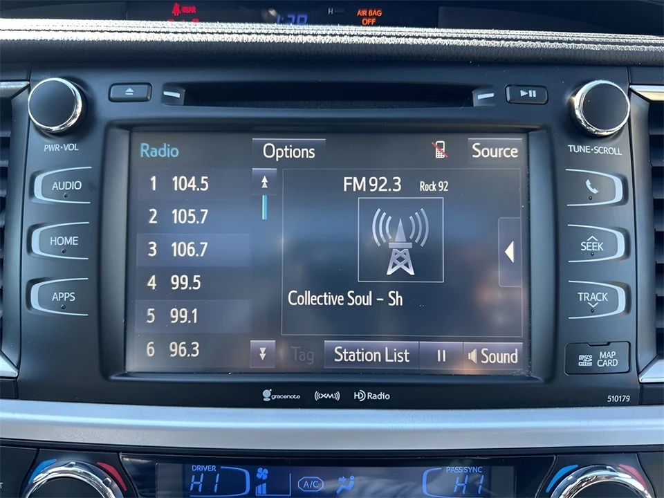 2018 Toyota Highlander - Image 20 of 21