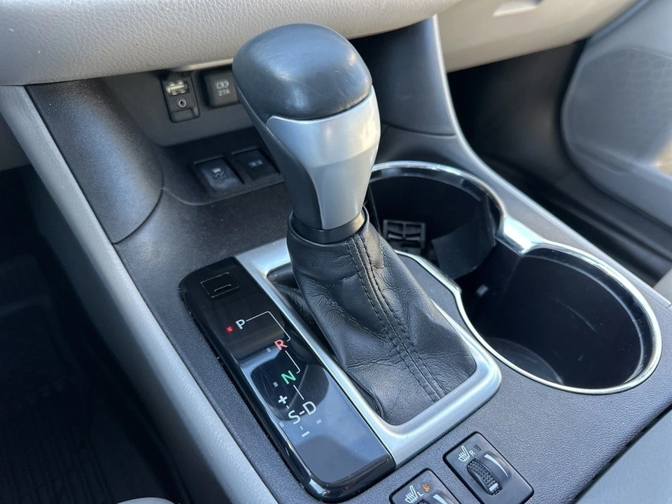 2018 Toyota Highlander - Image 19 of 21