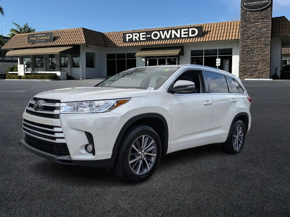 2018 Toyota Highlander - Image 3 of 21
