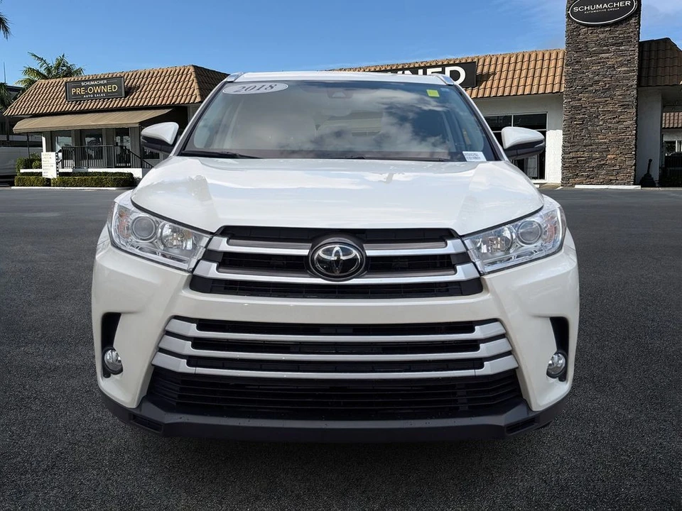2018 Toyota Highlander - Image 2 of 21