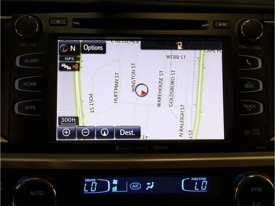 2018 Toyota Highlander - Image 19 of 31