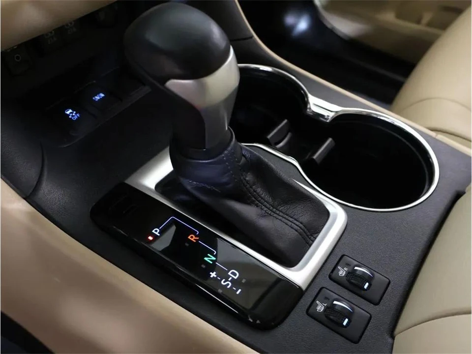 2018 Toyota Highlander - Image 22 of 31