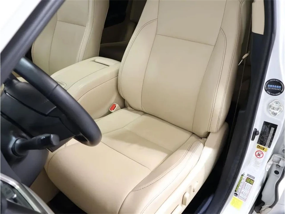 2018 Toyota Highlander - Image 16 of 31
