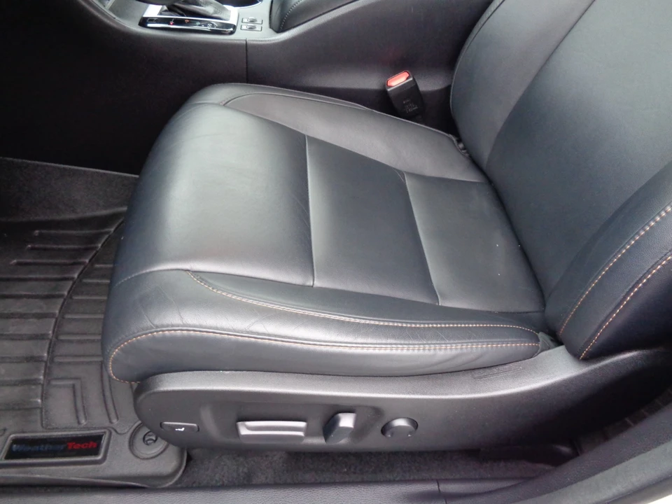 2018 Toyota Highlander - Image 15 of 21