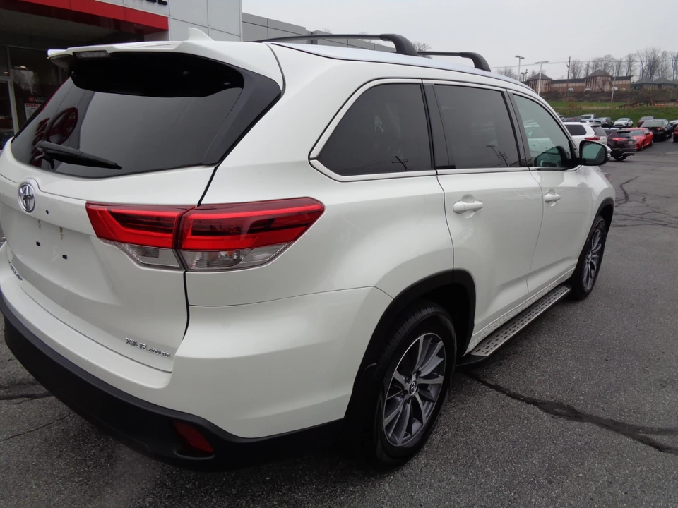 2018 Toyota Highlander - Image 4 of 21
