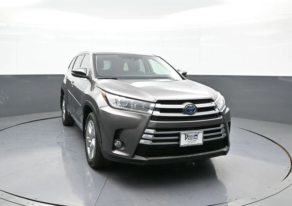 2018 Toyota Highlander - Image 3 of 12