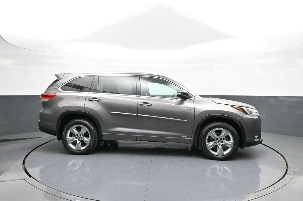 2018 Toyota Highlander - Image 5 of 12