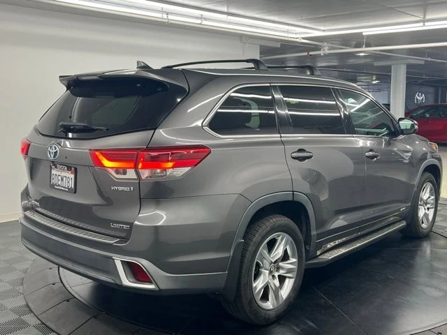 2018 Toyota Highlander - Image 4 of 13