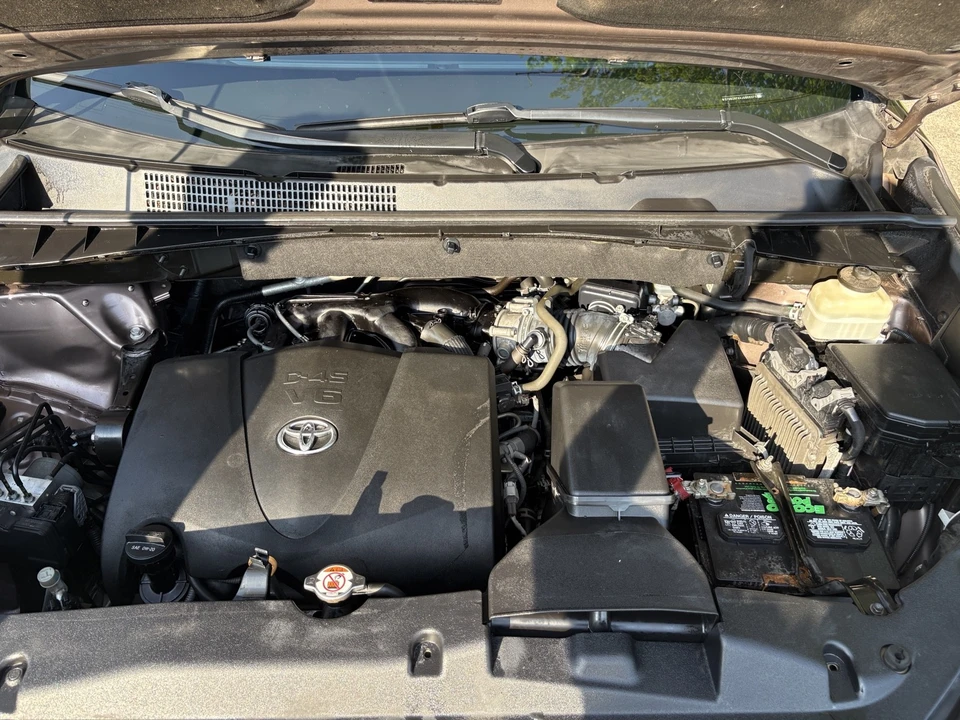 2018 Toyota Highlander - Image 16 of 16