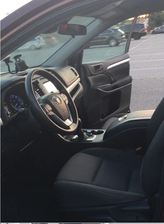 2018 Toyota Highlander - Image 3 of 5