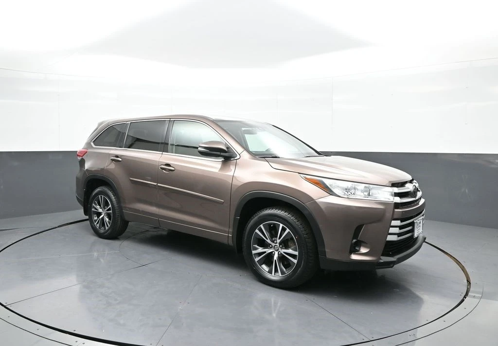 2018 Toyota Highlander - Image 4 of 12