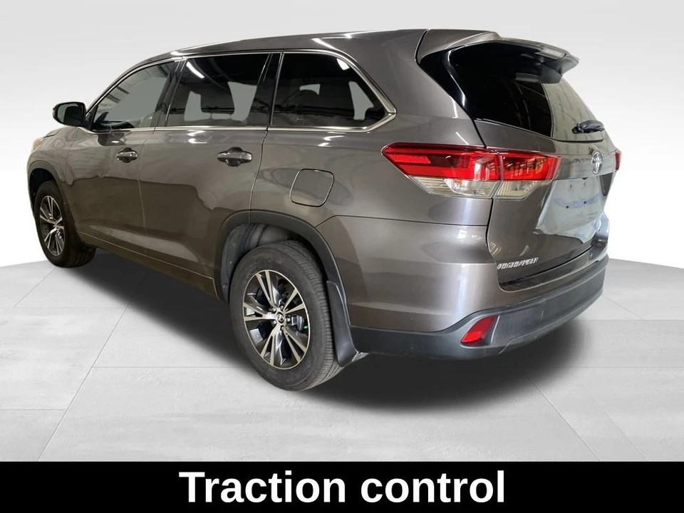 2018 Toyota Highlander - Image 4 of 12