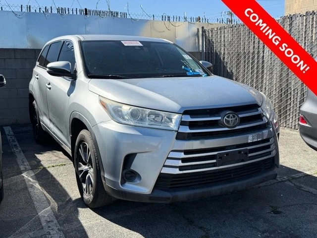 2018 Toyota Highlander - Image 3 of 9